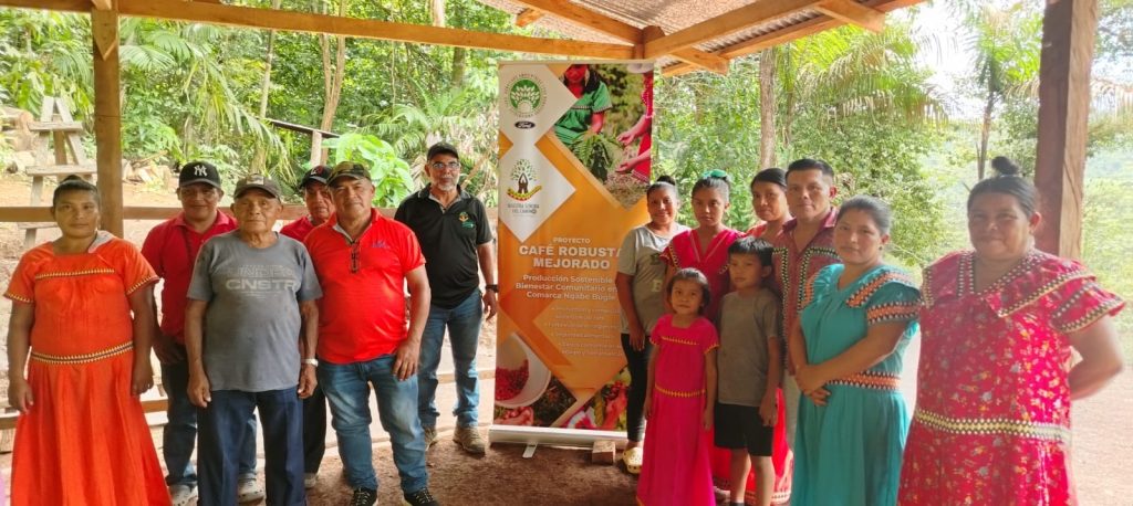 Productores de café participan en taller de autoconocimiento y liderazgo en la Comarca Ngäbe Bugle